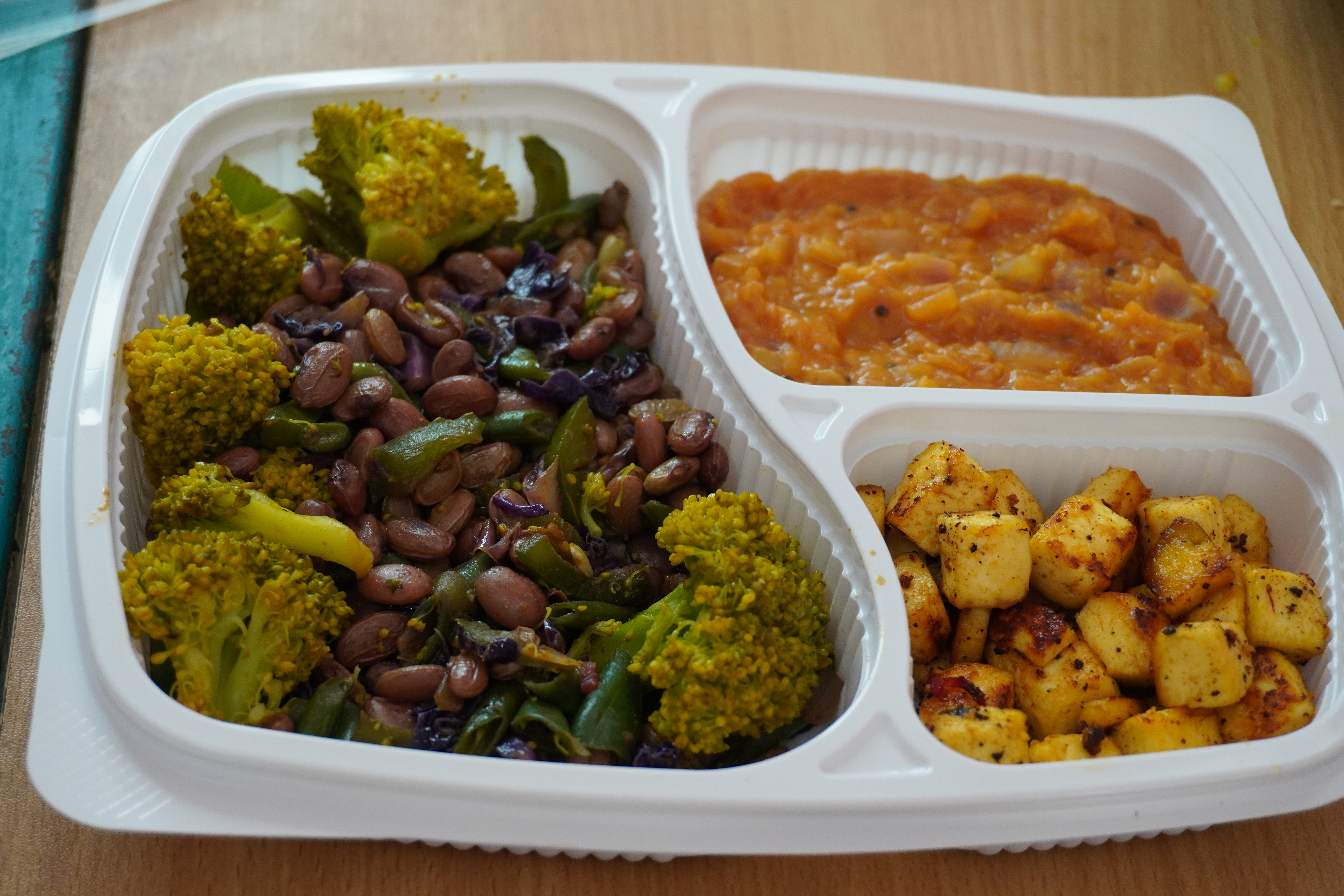 spicy-veggie-protein-bowl-medium