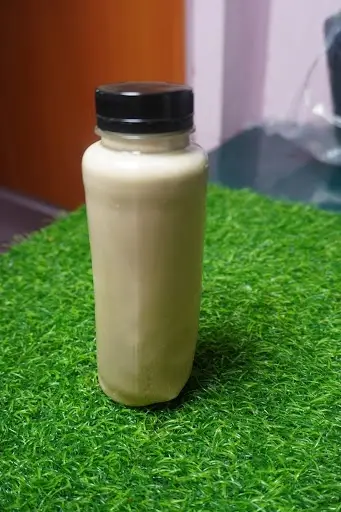 banana-milkshake-medium