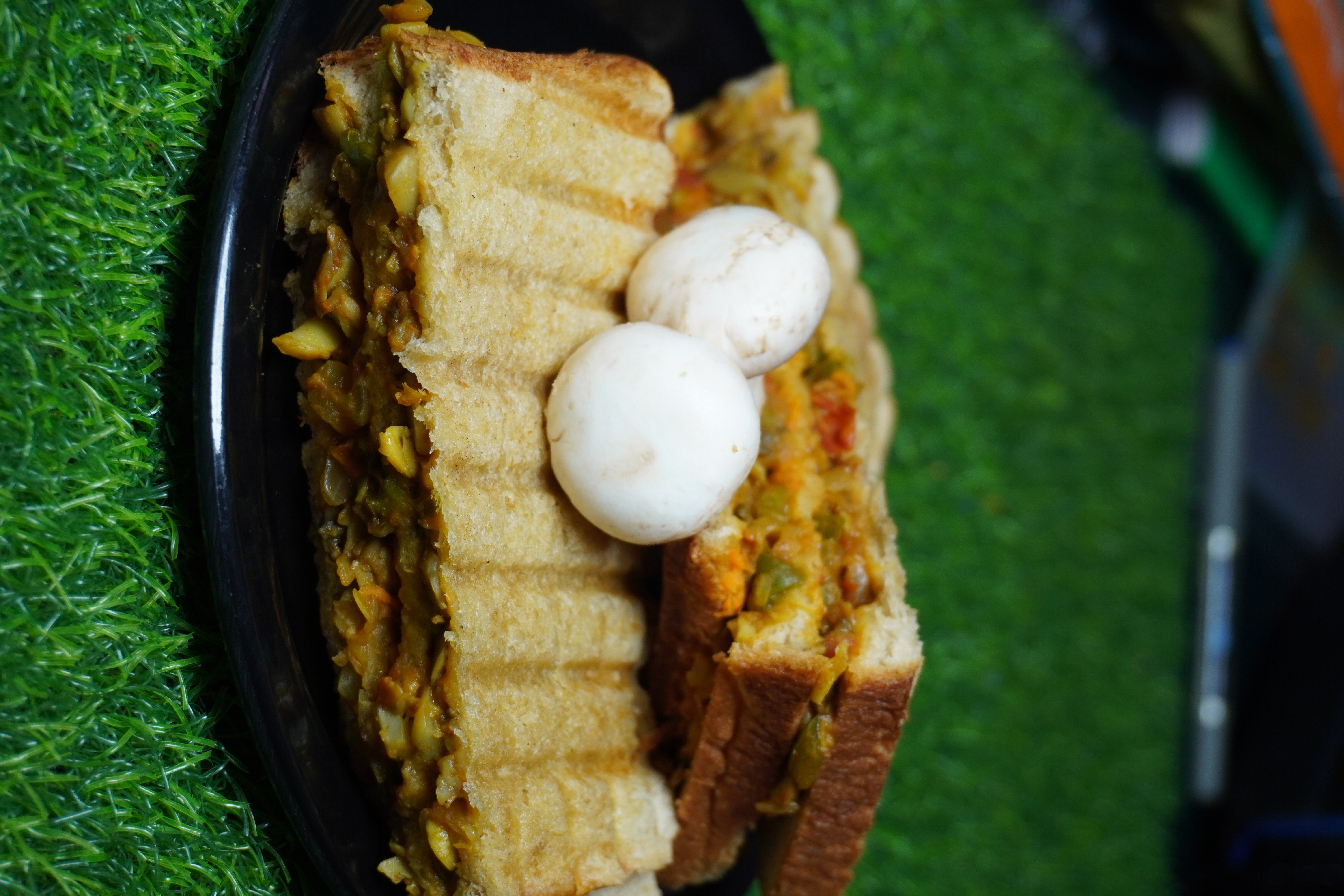 mushroom-sandwich-medium